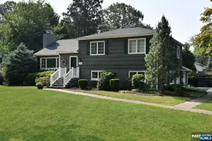 619 Montview Pl, River Vale Township, NJ 07675 - Photo 1