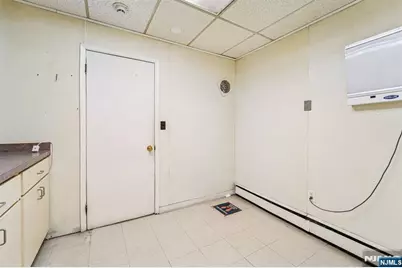600 Kennedy Boulevard 1 #1, Union City, NJ 07087 - Photo 16