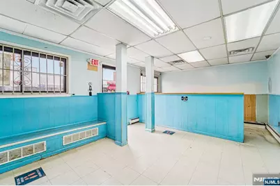 600 Kennedy Boulevard 1 #1, Union City, NJ 07087 - Photo 2