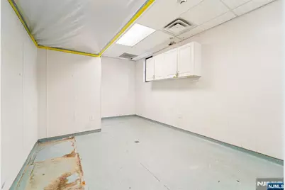 600 Kennedy Boulevard 1 #1, Union City, NJ 07087 - Photo 26