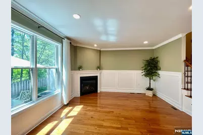 1805 Whitney Lane, Allendale, NJ 07401 - Photo 4