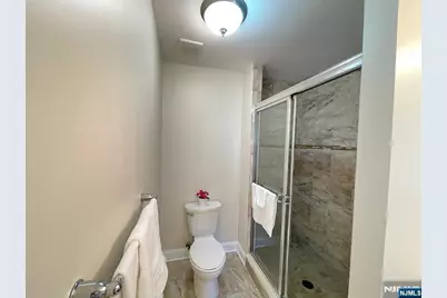 1805 Whitney Lane, Allendale, NJ 07401 - Photo 18