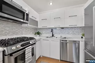 1450 Washington Street 516, Hoboken, NJ 07030 - Photo 16