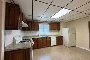 832 Paterson Ave, East Rutherford, NJ 07073 - Photo 4