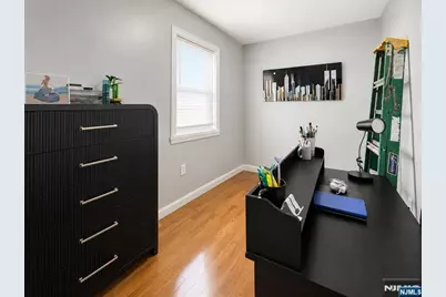 30 49th Street, Bayonne, NJ 07002 - Photo 6