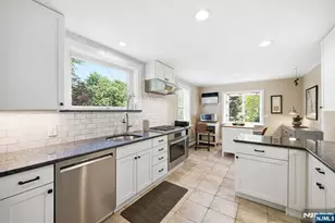 806 Ramapo Valley Rd, Oakland, NJ 07436 - Photo 18