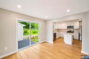 195 Van Winkle St, East Rutherford, NJ 07073 - Photo 10