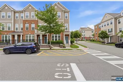 130 Wesmont Drive, Wood Ridge, NJ 07075 - Photo 4