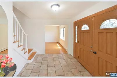 203 Mountain Avenue, Hawthorne, NJ 07506 - Photo 4