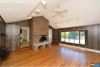 203 Mountain Avenue, Hawthorne, NJ 07506 - Photo 28
