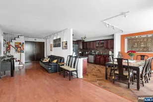 200 Old Palisade Road 5E, Fort Lee, NJ 07024 - Photo 8