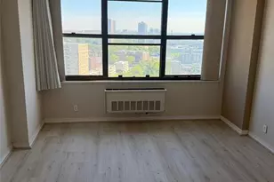 7000 Blvd 138G, West New York, NJ 07093 - Photo 2