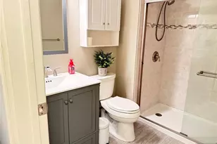 608 Brittany Dr 608, Wayne, NJ 07470 - Photo 16