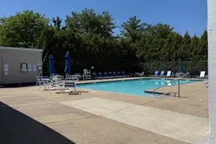 608 Brittany Dr 608, Wayne, NJ 07470 - Photo 28