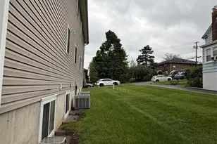 108 Parkview Dr, Teaneck Township, NJ 07666 - Photo 12