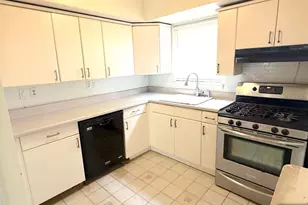 4 Lakeview C, Leonia, NJ 07605 - Photo 6