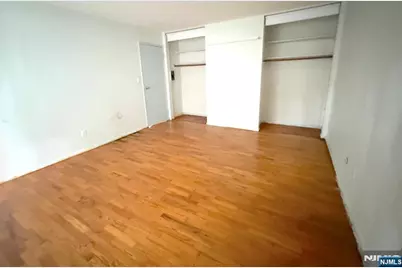 4 Lakeview C #C, Leonia, NJ 07605 - Photo 10