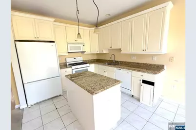 5 Magnolia Lane 54 #54, Cedar Grove, NJ 07009 - Photo 8