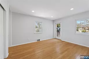 51 Day Ave, Tenafly, NJ 07670 - Photo 12