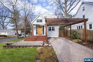 51 Day Ave, Tenafly, NJ 07670 - Photo 2