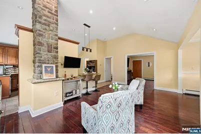 22 Federal Hill Road, Pompton Lakes, NJ 07442 - Photo 6