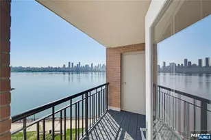 20 Ave At Port Imperial 536, West New York, NJ 07093 - Photo 4