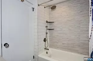 425 Wastena Terrace, Ridgewood, NJ 07450 - Photo 28