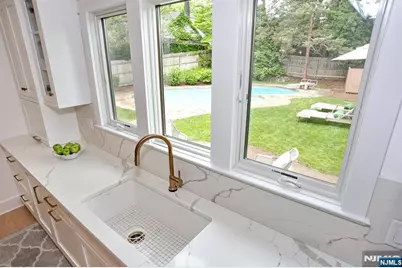 425 Wastena Terrace, Ridgewood, NJ 07450 - Photo 12