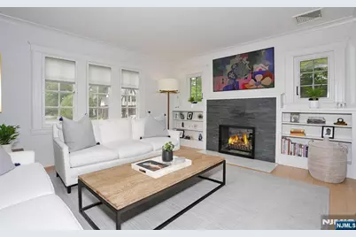 425 Wastena Terrace, Ridgewood, NJ 07450 - Photo 4