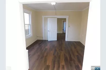 284 Renner Avenue, Newark, NJ 07112 - Photo 12