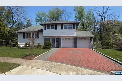 60 Sergent Court, Bergenfield, NJ 07621 - Photo 1