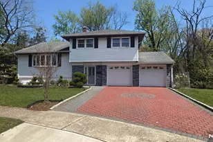60 Sergent Ct, Bergenfield, NJ 07621 - Photo 1