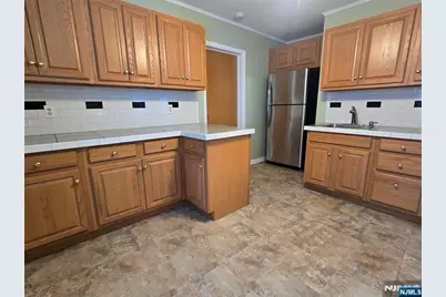 132 Maitland Avenue, Hawthorne, NJ 07506 - Photo 4