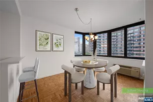 100 Carlyle Dr 10B-South, Cliffside Park, NJ 07010 - Photo 4