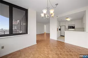 100 Carlyle Dr 10B-South, Cliffside Park, NJ 07010 - Photo 6