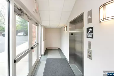 504 Hamburg Turnpike 105B #105B, Wayne, NJ 07470 - Photo 4