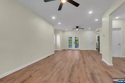 310 Summer, Clifton, NJ 07011 - Photo 6