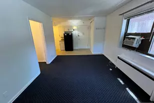 411 Park 2J, Fort Lee, NJ 07024 - Photo 2
