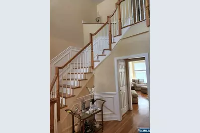 46 Schindler Court, Upper Saddle River, NJ 07458 - Photo 2