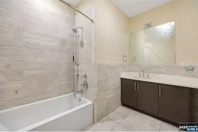 15 Somerset Lane 101 #101, Edgewater, NJ 07020 - Photo 22