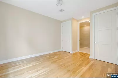 15 Somerset Lane 101 #101, Edgewater, NJ 07020 - Photo 14