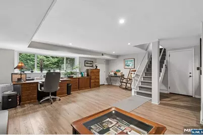 81 Mountain Road, Verona, NJ 07044 - Photo 22