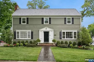 81 Mountain Rd, Verona, NJ 07044 - Photo 2