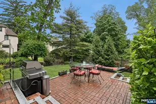 81 Mountain Rd, Verona, NJ 07044 - Photo 28