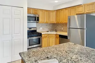 8913 Riverside Pl, North Bergen, NJ 07047 - Photo 6