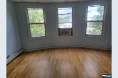 165 Corabelle Avenue 2 #2, Lodi, NJ 07644 - Photo 4