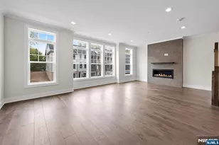 92 Cinnamon Dr, Upper Saddle River, NJ 07458 - Photo 2