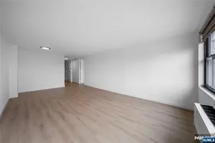7000 Kennedy Blvd 25F, Guttenberg, NJ 07093 - Photo 10