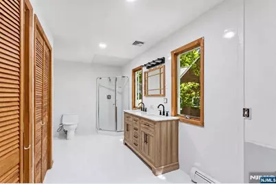 17 Hickory Drive, Oakland, NJ 07436 - Photo 16