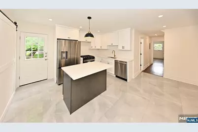 190 Madison Avenue 1 #1, Midland Park, NJ 07432 - Photo 8